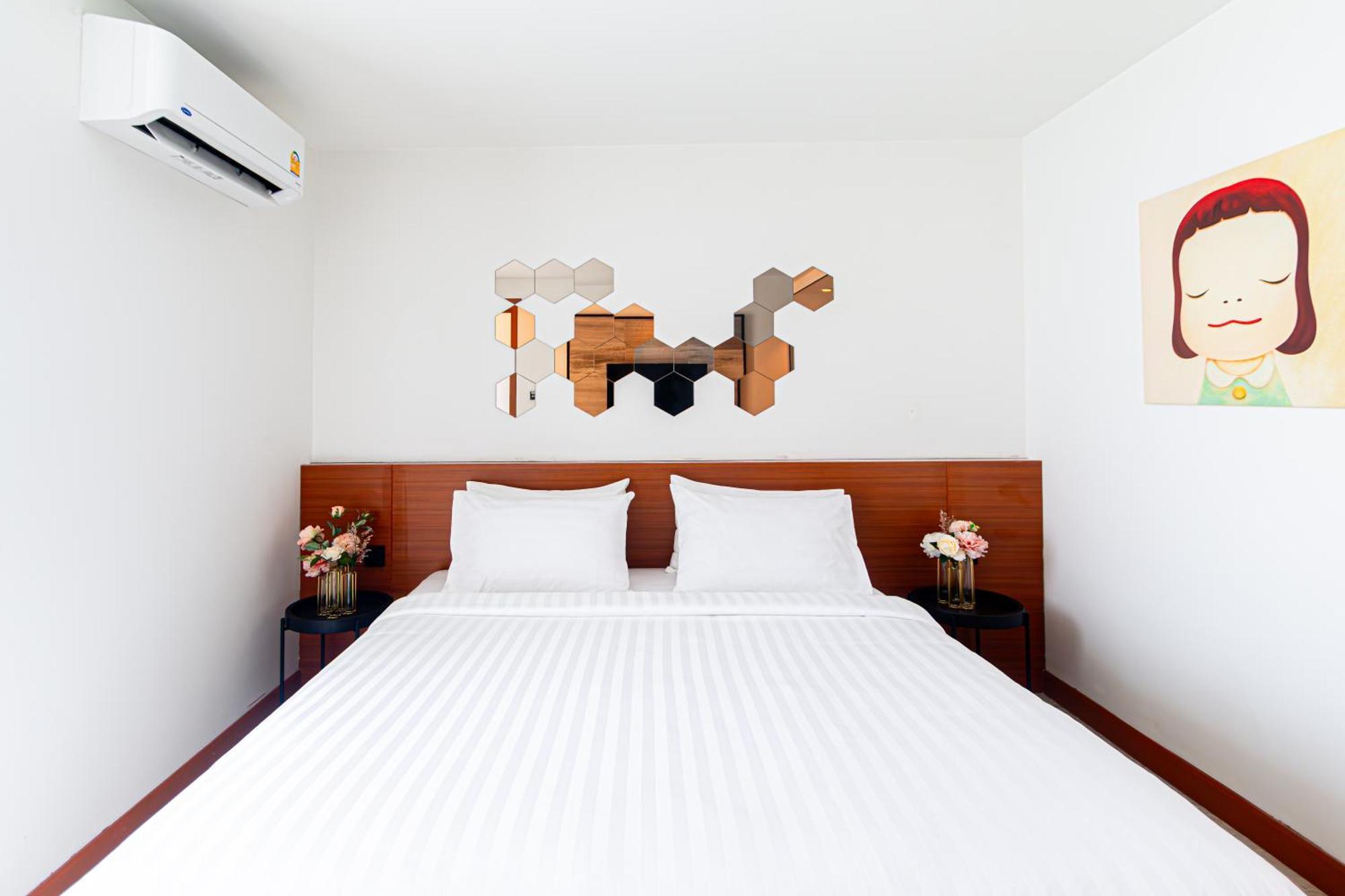 Frame Hotel Bangkok Exterior photo